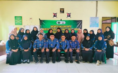 Tingkatkan Mutu Evaluasi Pembelajaran, Guru MTs Nurul Hidayah Kota Raja Berpartisipasi dalam MGMP Bahasa Inggris di MTsN 4 Amuntai Bahas Pembuatan Soal Ujian Madrasah 2025/2026